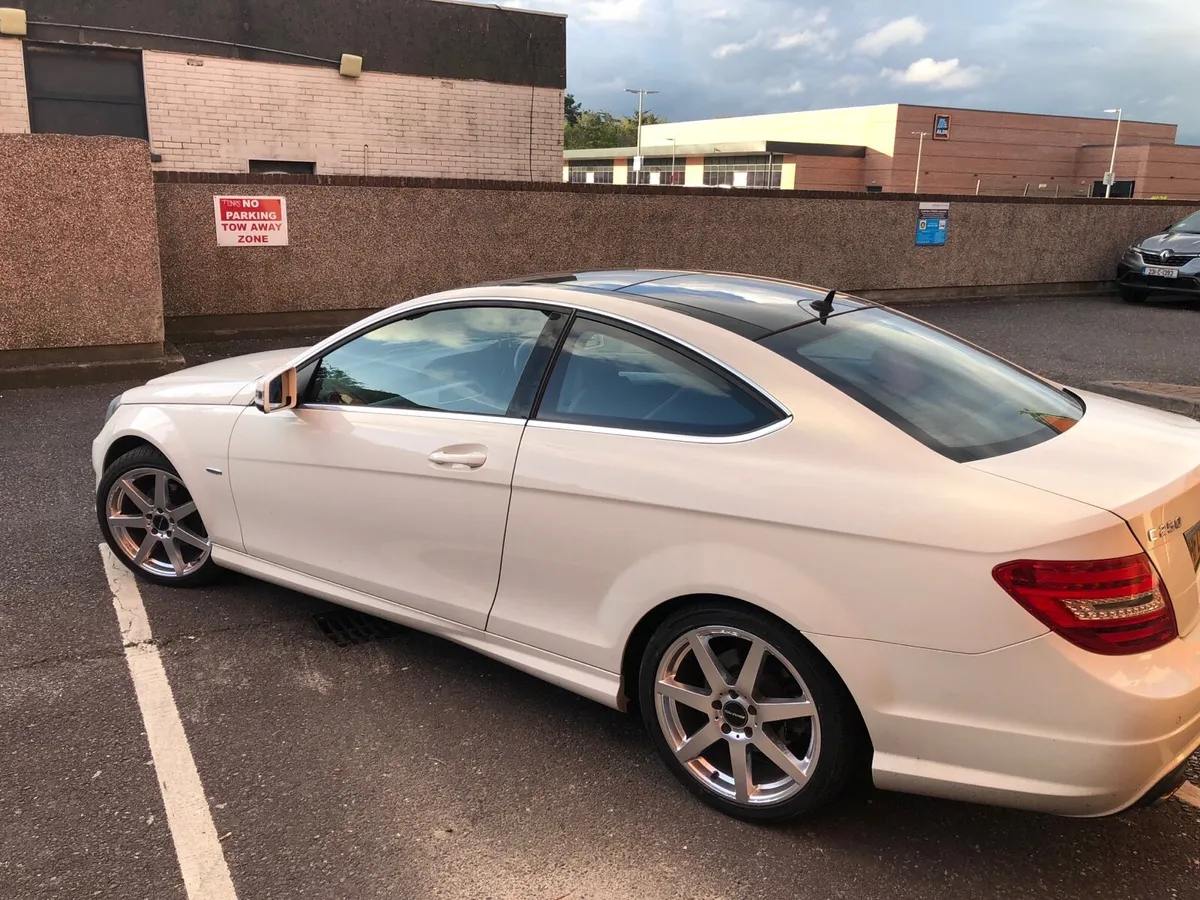 Mercedes c250 AMG Sport Coupe - Image 4