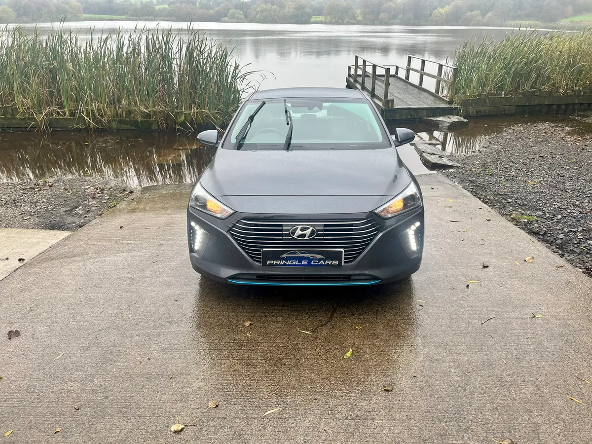 Hybrid Hyundai ioniq - Image 3