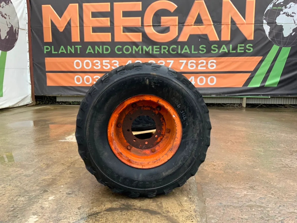 48.1x31.00-20 GOODYEAR LGP FLOATATION TYRES. - Image 2