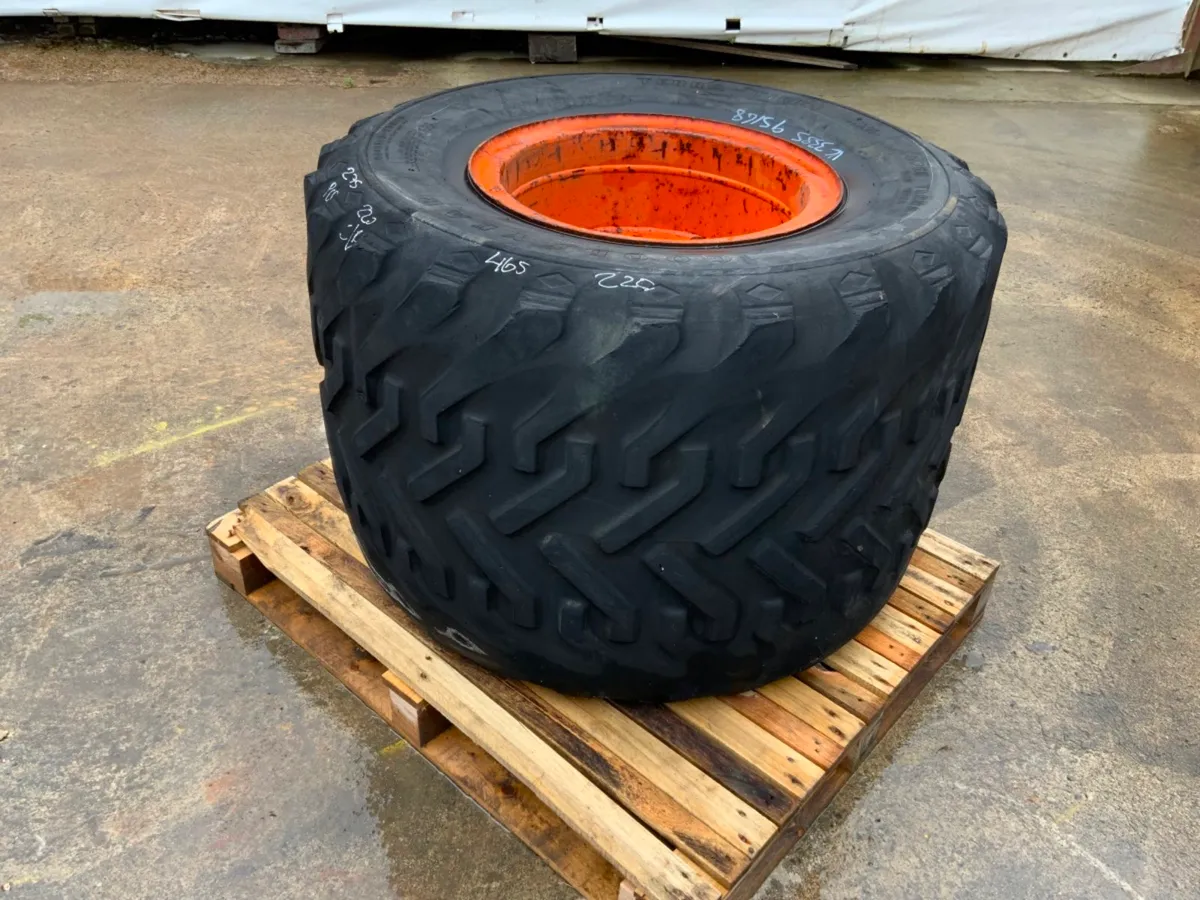 48.1x31.00-20 GOODYEAR LGP FLOATATION TYRES. - Image 3