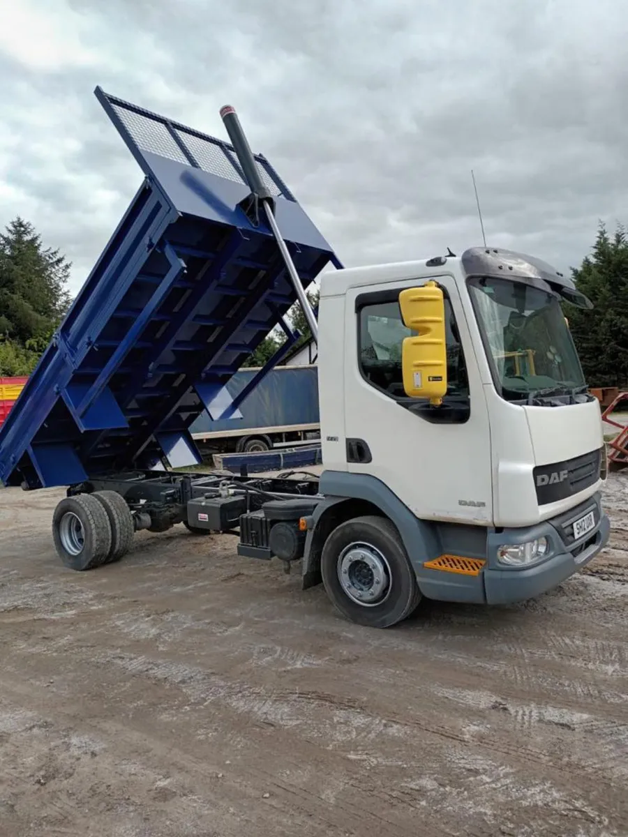 DAF LF 45/180 12 Tonne Dropside Tipper - Image 2