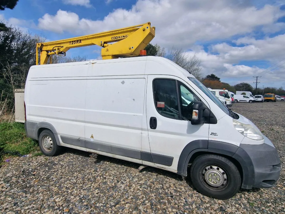 2011 ,2012 Fiat Ducato for parts - Image 3