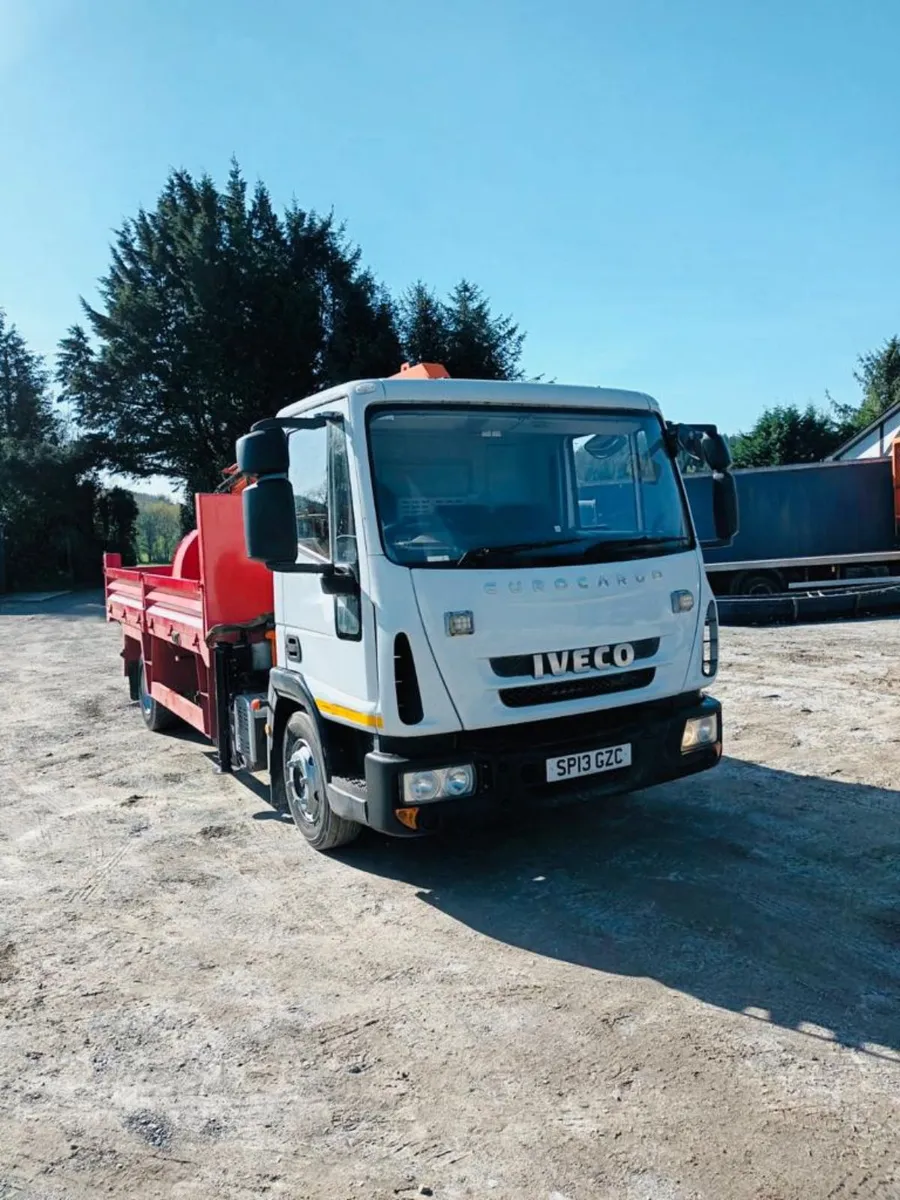 10 TON 2013 Iveco eurocargo tipper grab