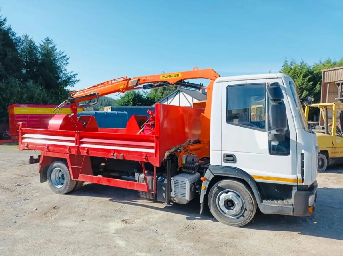 10 TON 2013 Iveco eurocargo tipper grab - Image 4