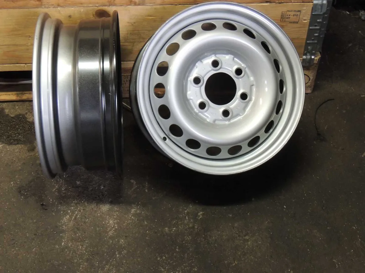 Mercedes-Benz  SPRINTER  WHEELS