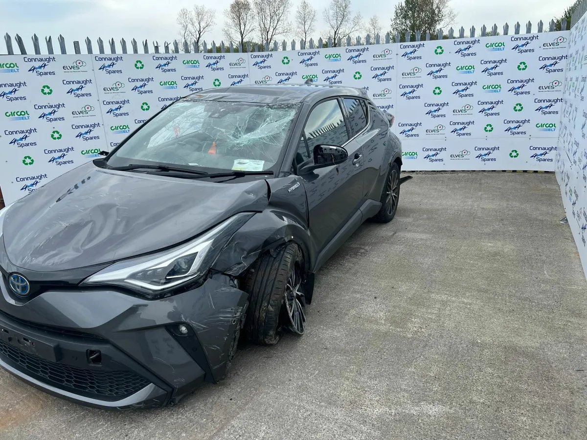 2020 TOYOTA C-HR  1.8P HYBRID JUST IN FOR BREAKING - Image 2
