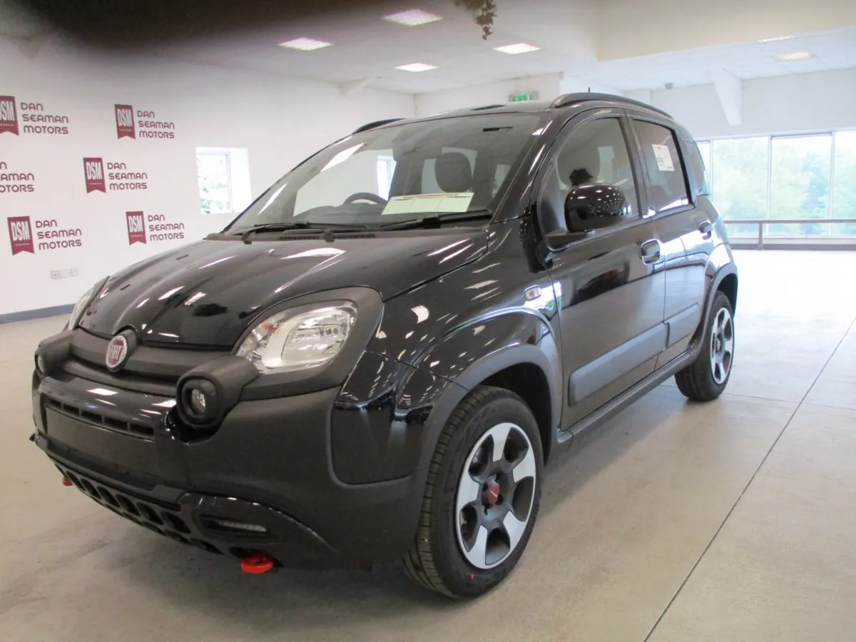 Fiat Panda Cross NEW 252 OFFER-3.9% FINANCE - Image 4