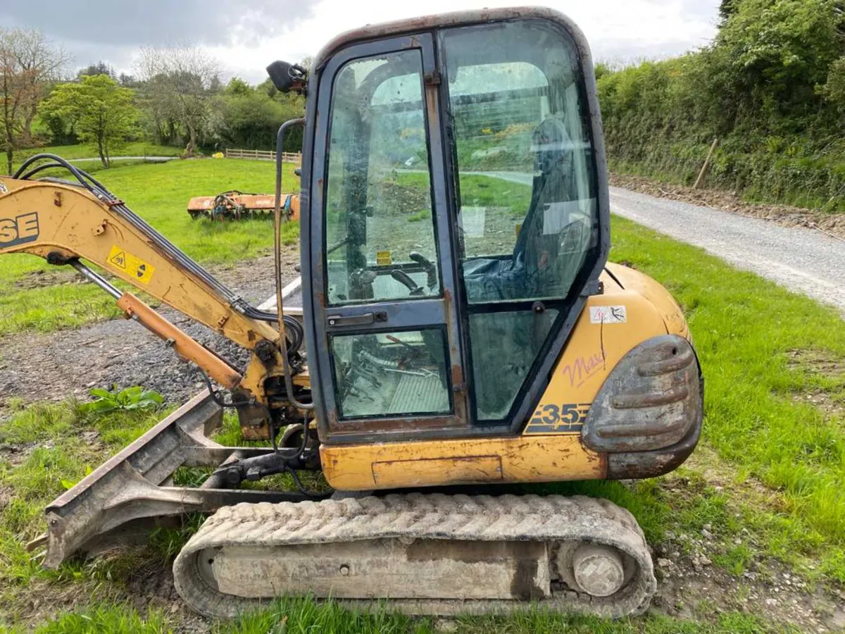 Mini digger Wanted for Export! - Image 2