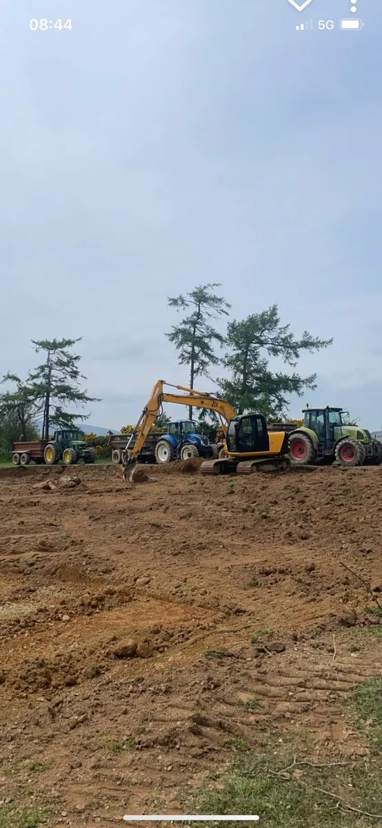 **Digging and concrete work** - Image 1