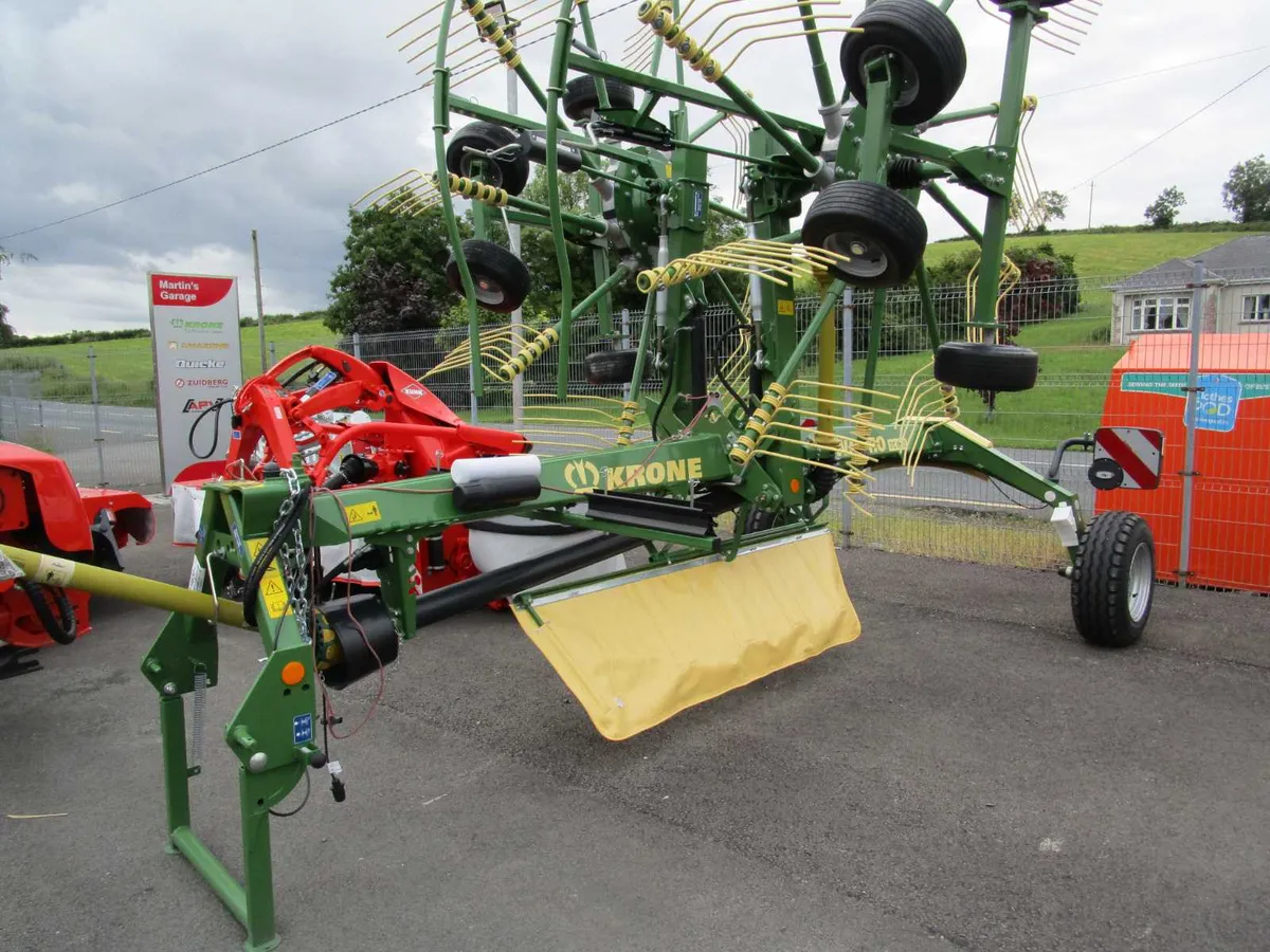 NEW KRONE Swadro TC 640 Rake - Image 3