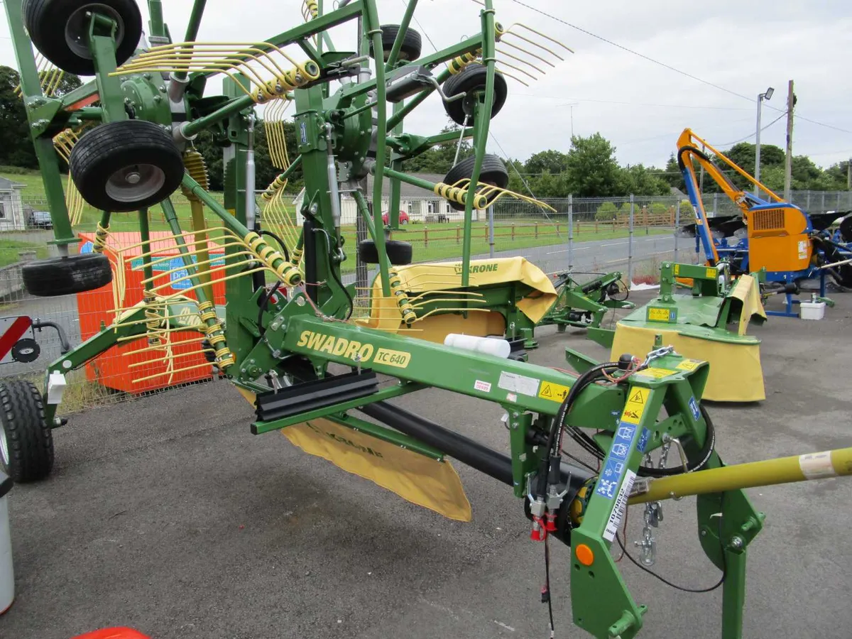 NEW KRONE Swadro TC 640 Rake - Image 4