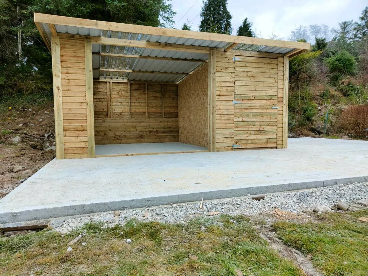 Timber Stables And Field Shelters - Image 3