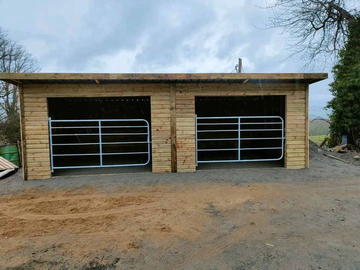 Timber Stables And Field Shelters - Image 4