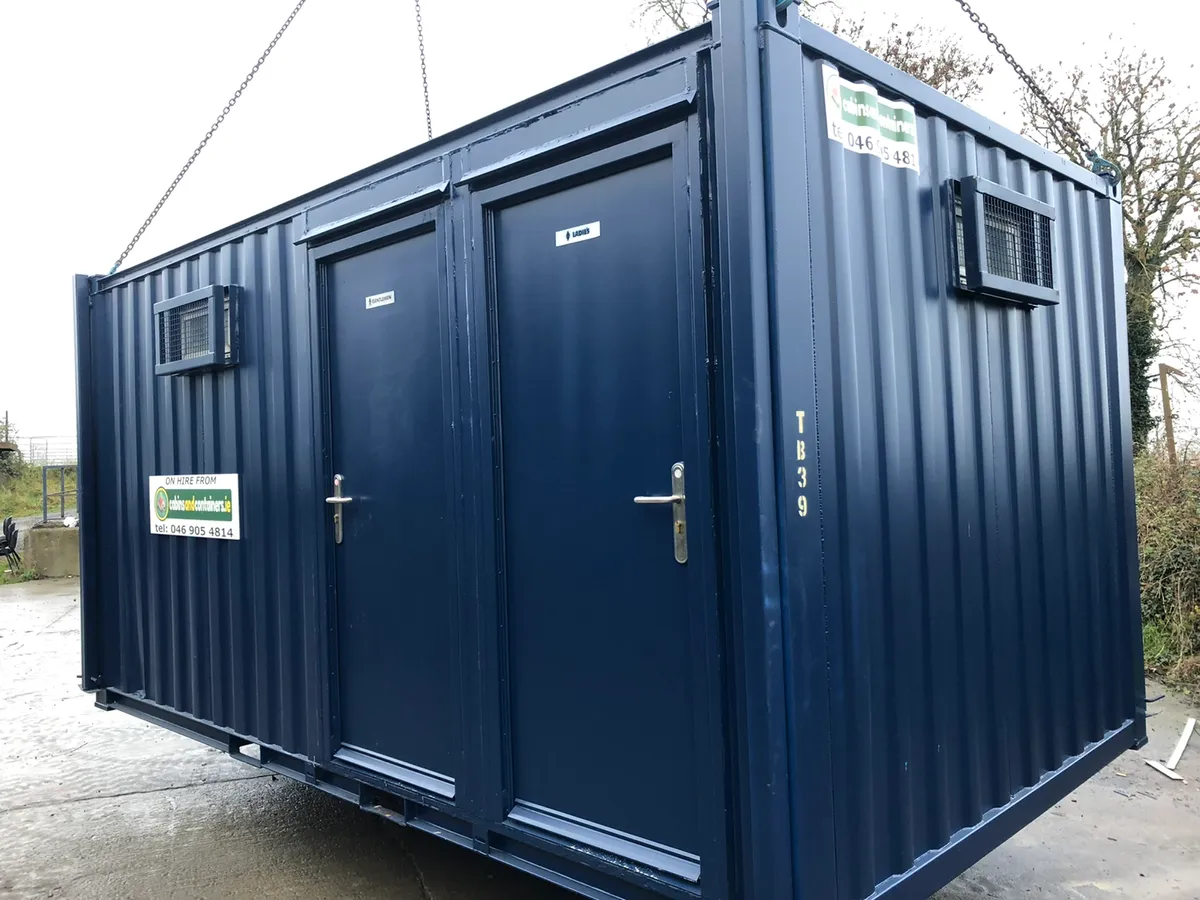 Toilet block Hire - Image 3