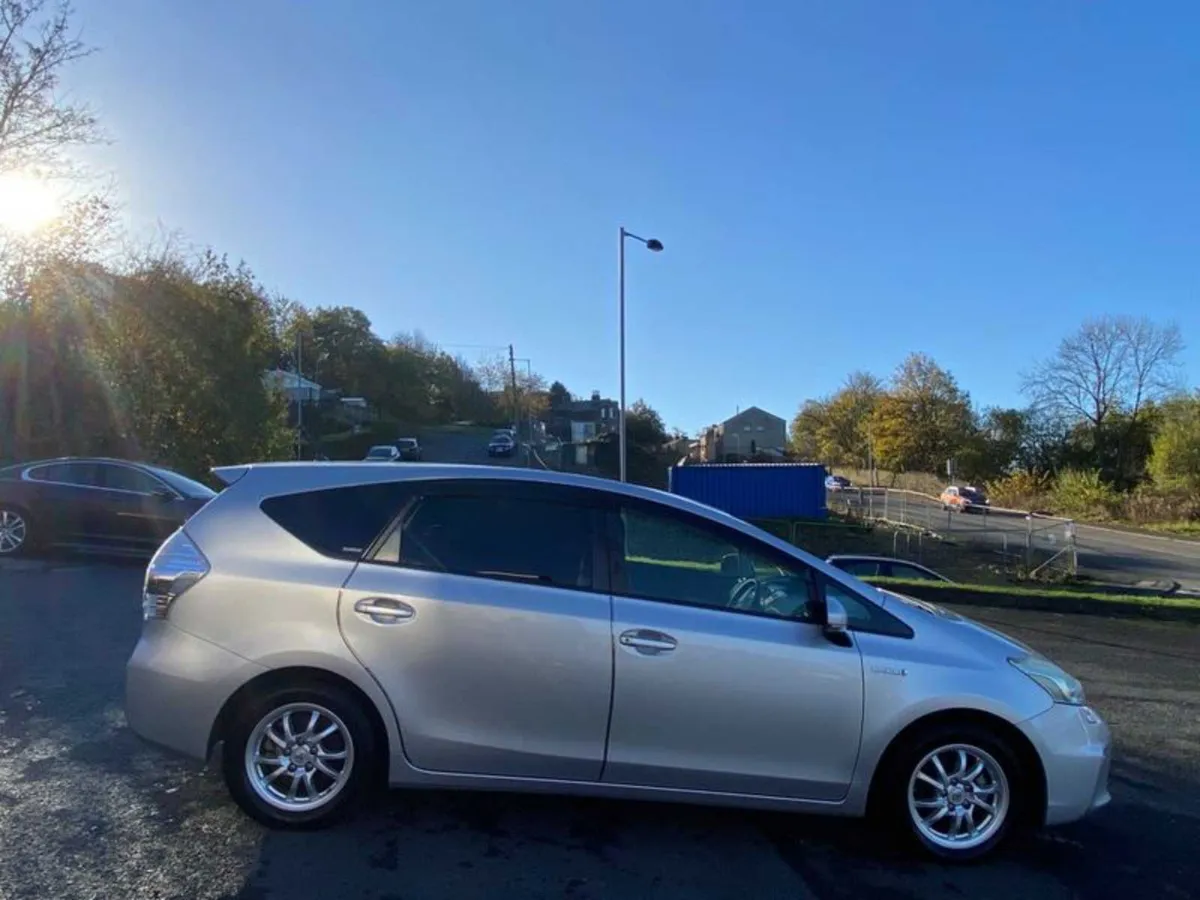 142 Toyota Prius 1.8 large 5 seater Alpha - Image 2