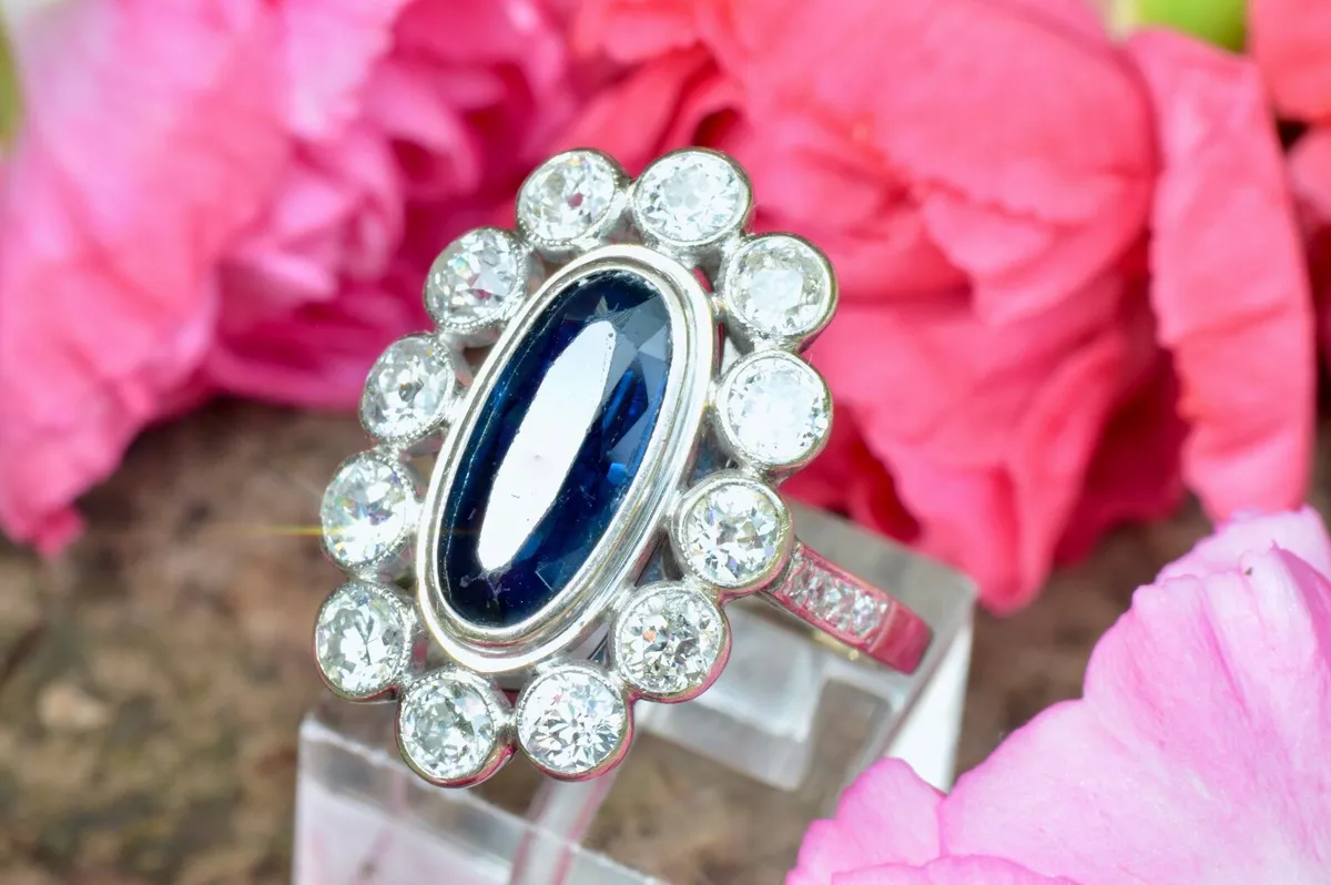 Antique 1920s Sapphire & Diamond Cluster Ring - Image 4