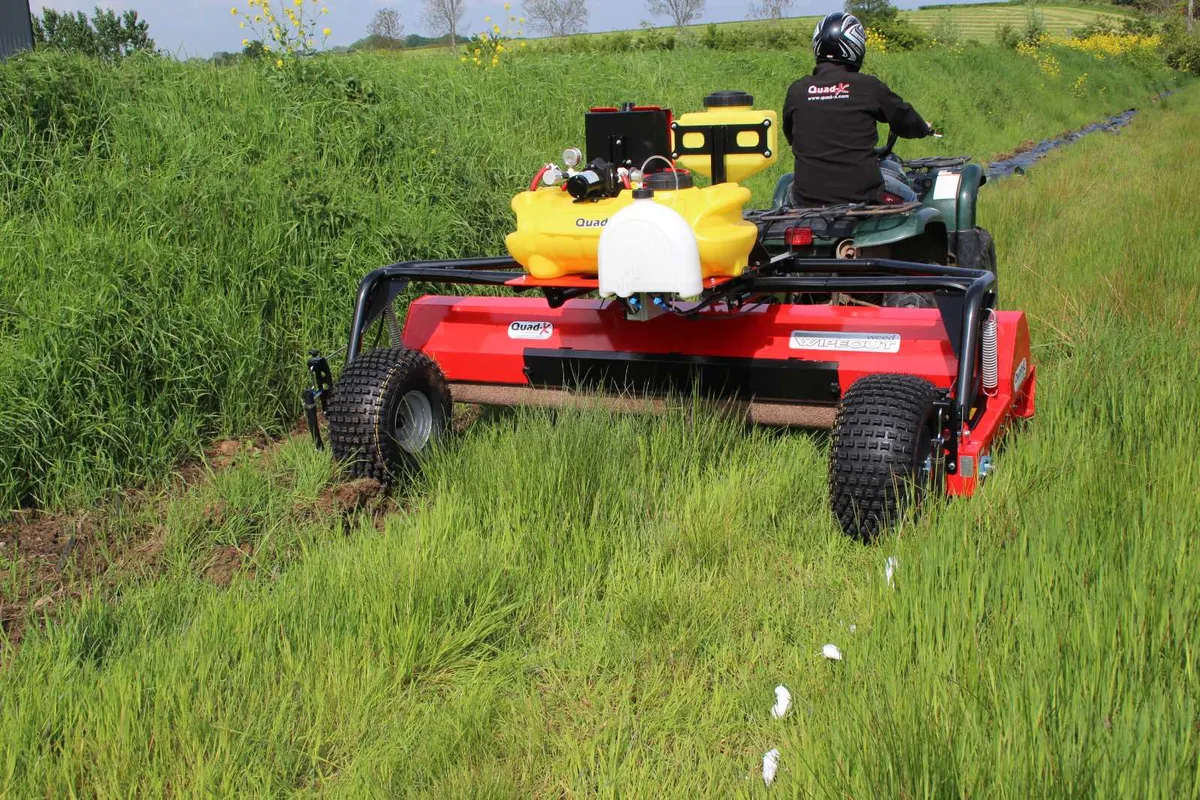 Quad Wiper - ATV weed licker - save 97% chemical