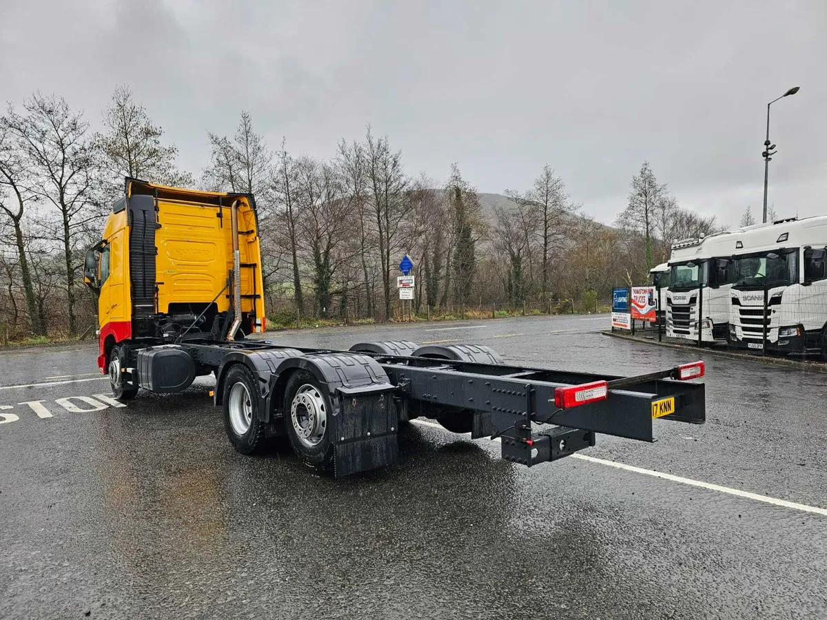 2017 VOLVO FH500 GLOBETROTTER - Image 4