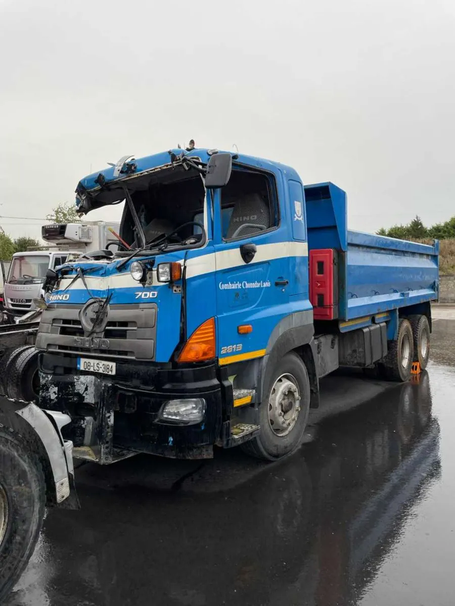 2008 HINO 700 FOR BREAKING
