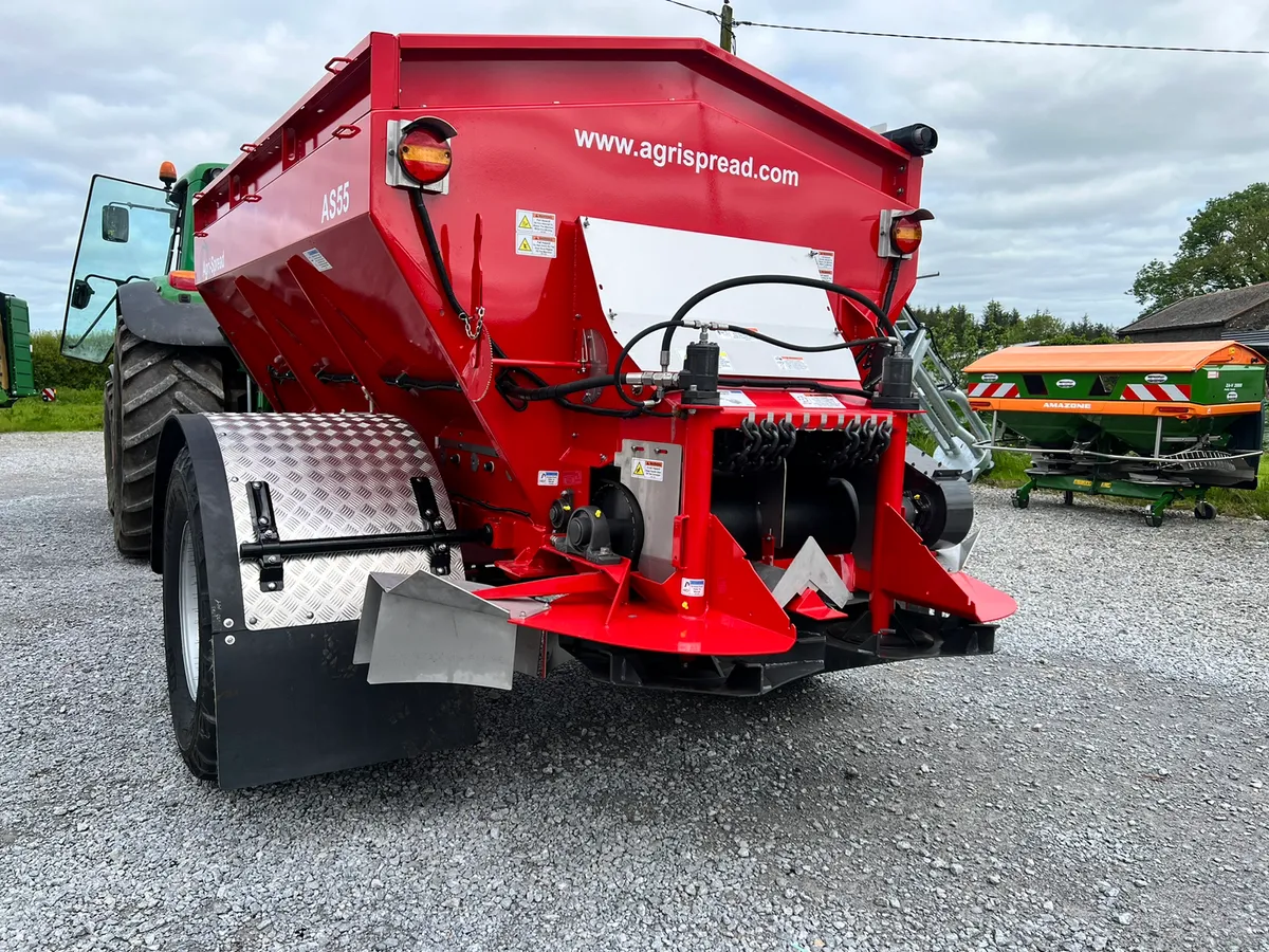 Agri Spread AS55 Lime Spreader in stock - Image 4