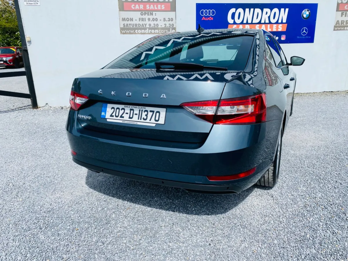 2020 (202) SKODA SUPERB 2.0 TDI 150BHP AMBITION - Image 4