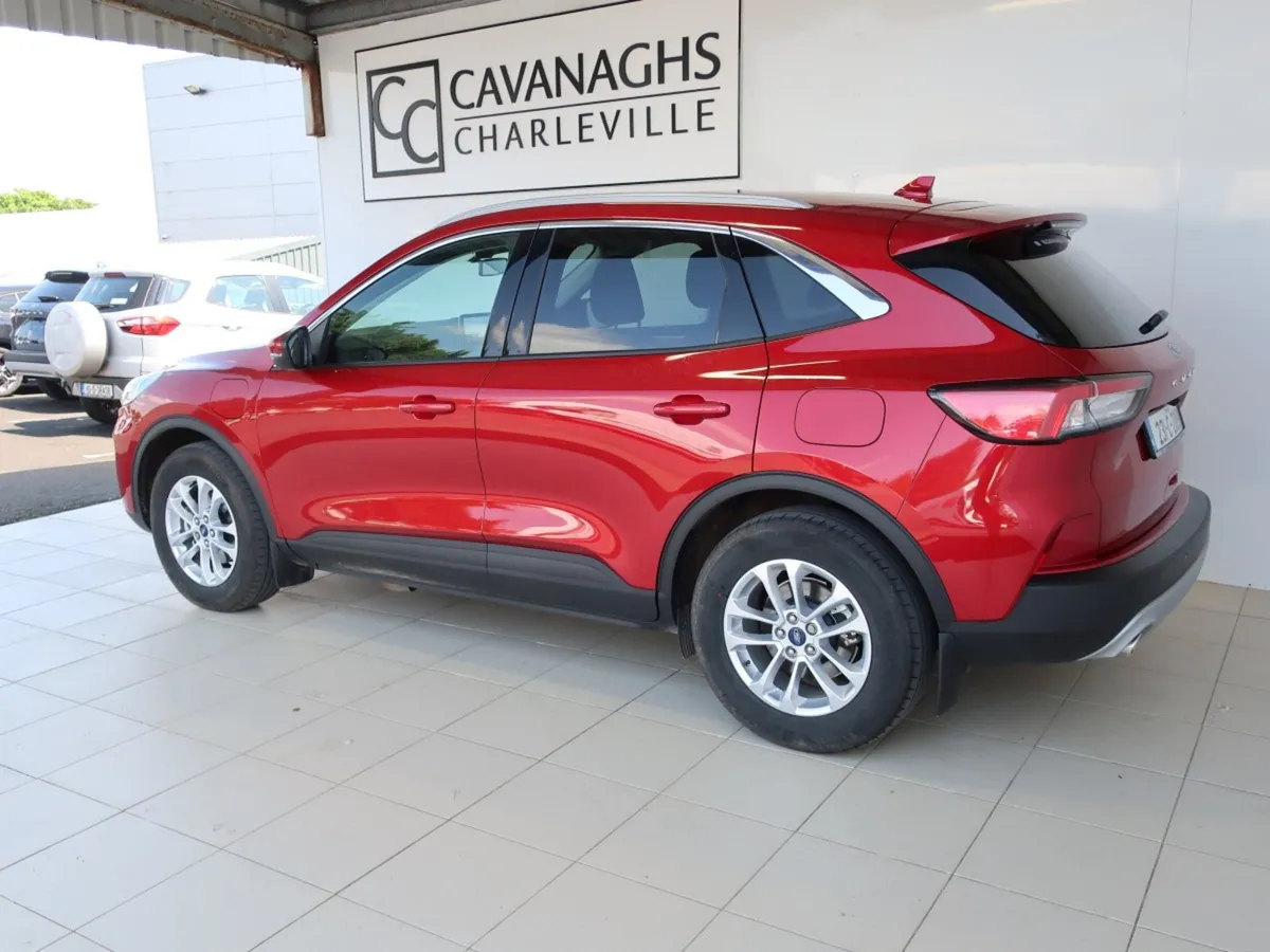 Ford Kuga Titanium 2.5 Phev 225PS S6.25dr - Image 4