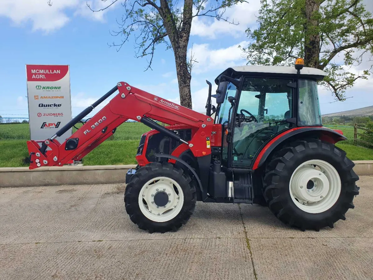 NEW ArmaTrac 854LuxCRD with FL3500 loader