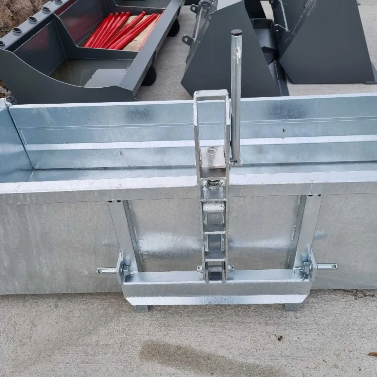 Fully galvanized transport box - Image 4