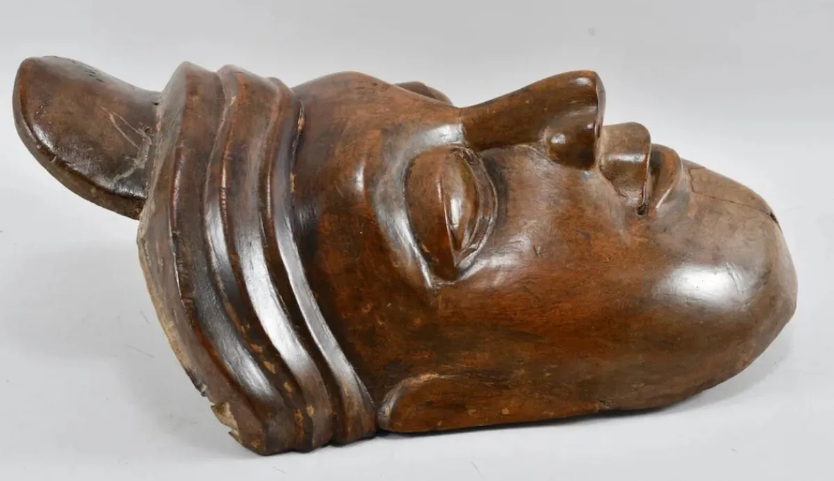Large Buddha hand carved - Image 2