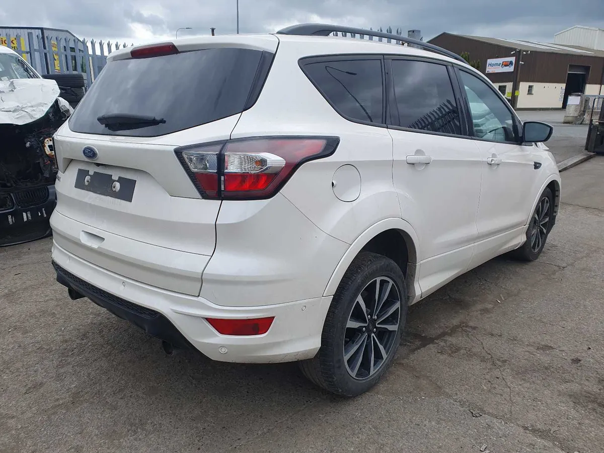 19 FORD KUGA  ST-LINE 1.5 D FOR BREAKING - Image 4