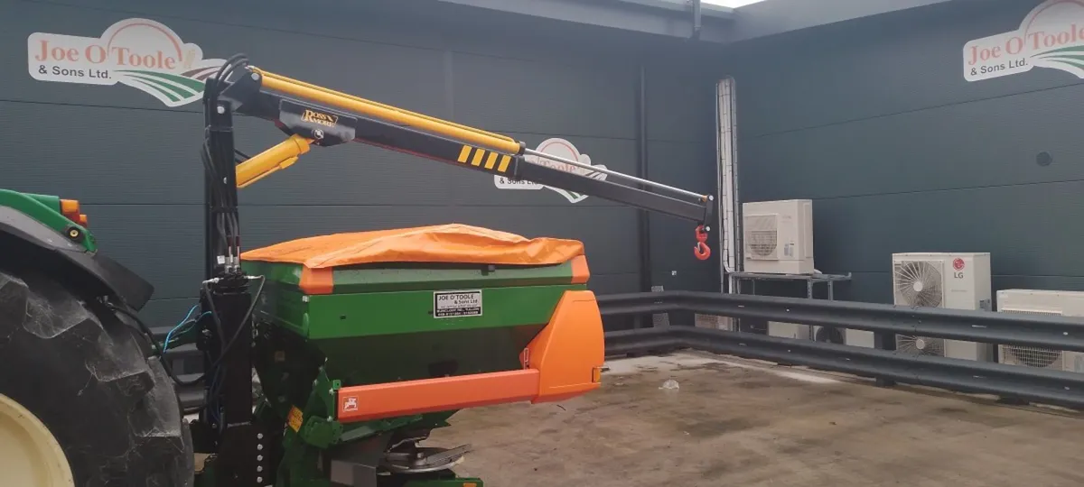 New Amazone ZAM 1202 Spreader and Rossmore Crane - Image 3