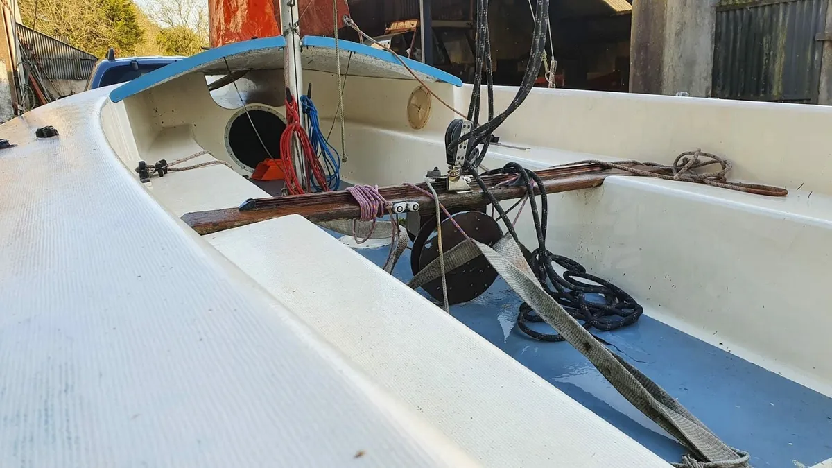 Sail/Motor/Fishing Boat For Sale