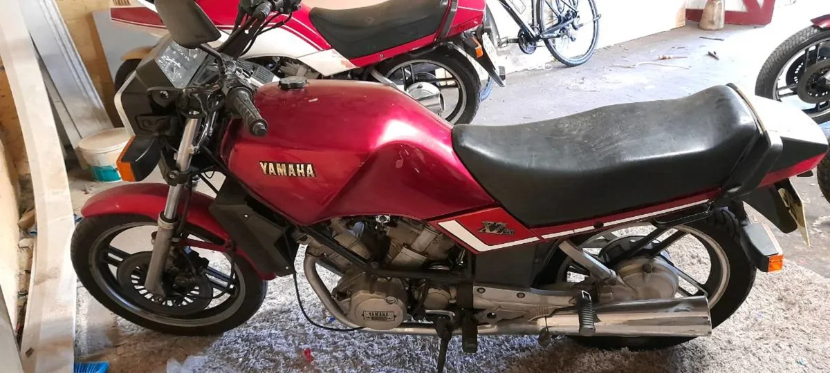 Yamaha xz550