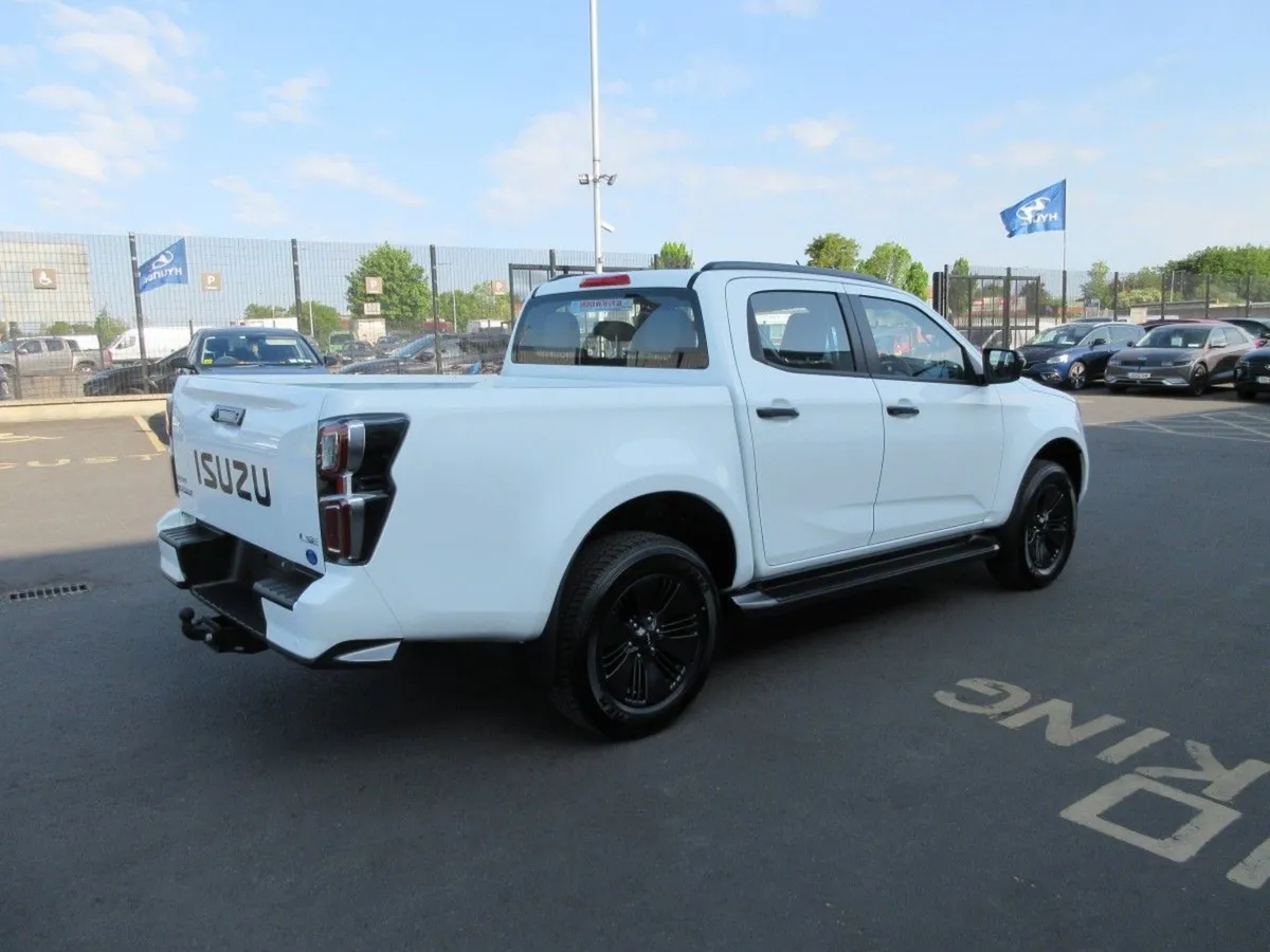 Isuzu D-Max LSE Automatic IN Stock - Image 4