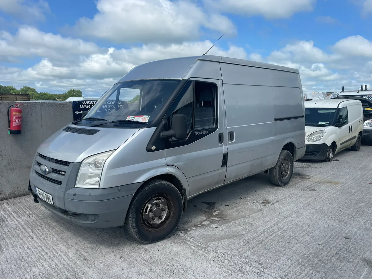 2007 Ford transit 2.4 rwd for dismantling