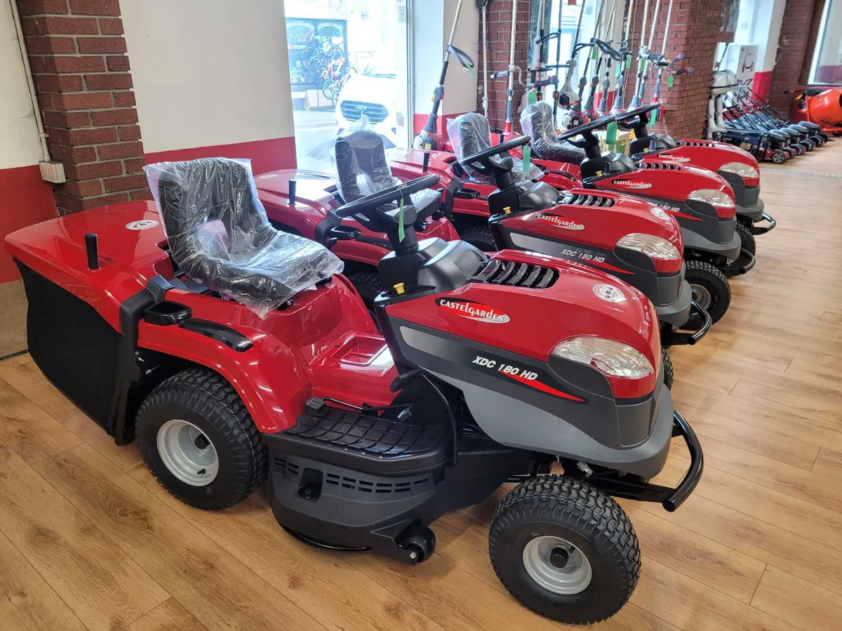 Castlegarden Ride On Lawnmower SALE!!! - Image 4