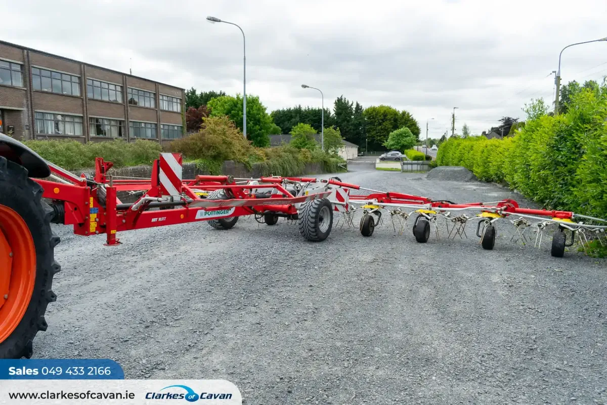 Pottinger Ten Rotor Tedder - Image 2