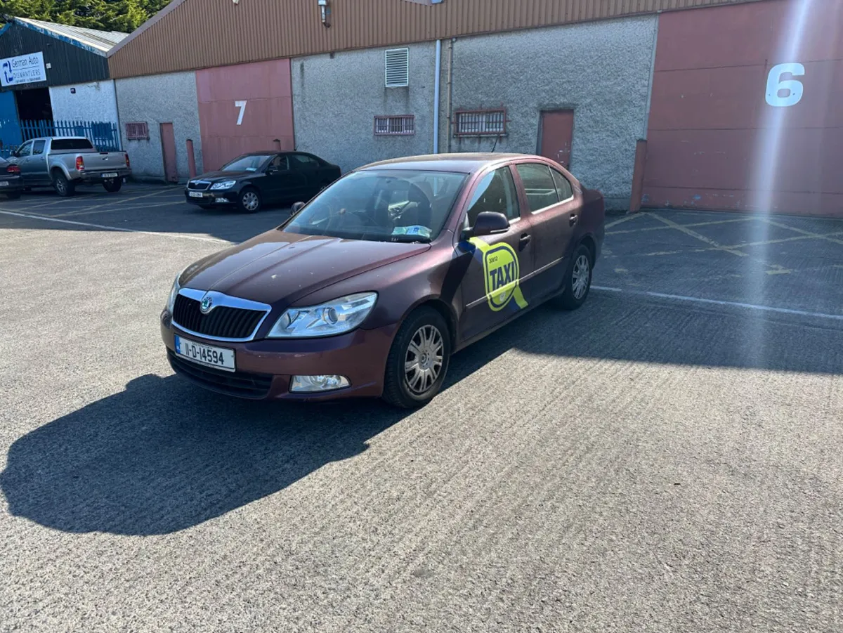 2011 SKODA OCTAVIA DSG BREAKING G