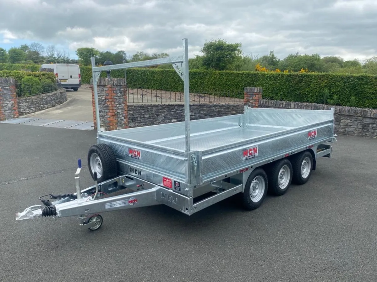 12ft Tipper trailer builders trailer - Image 4