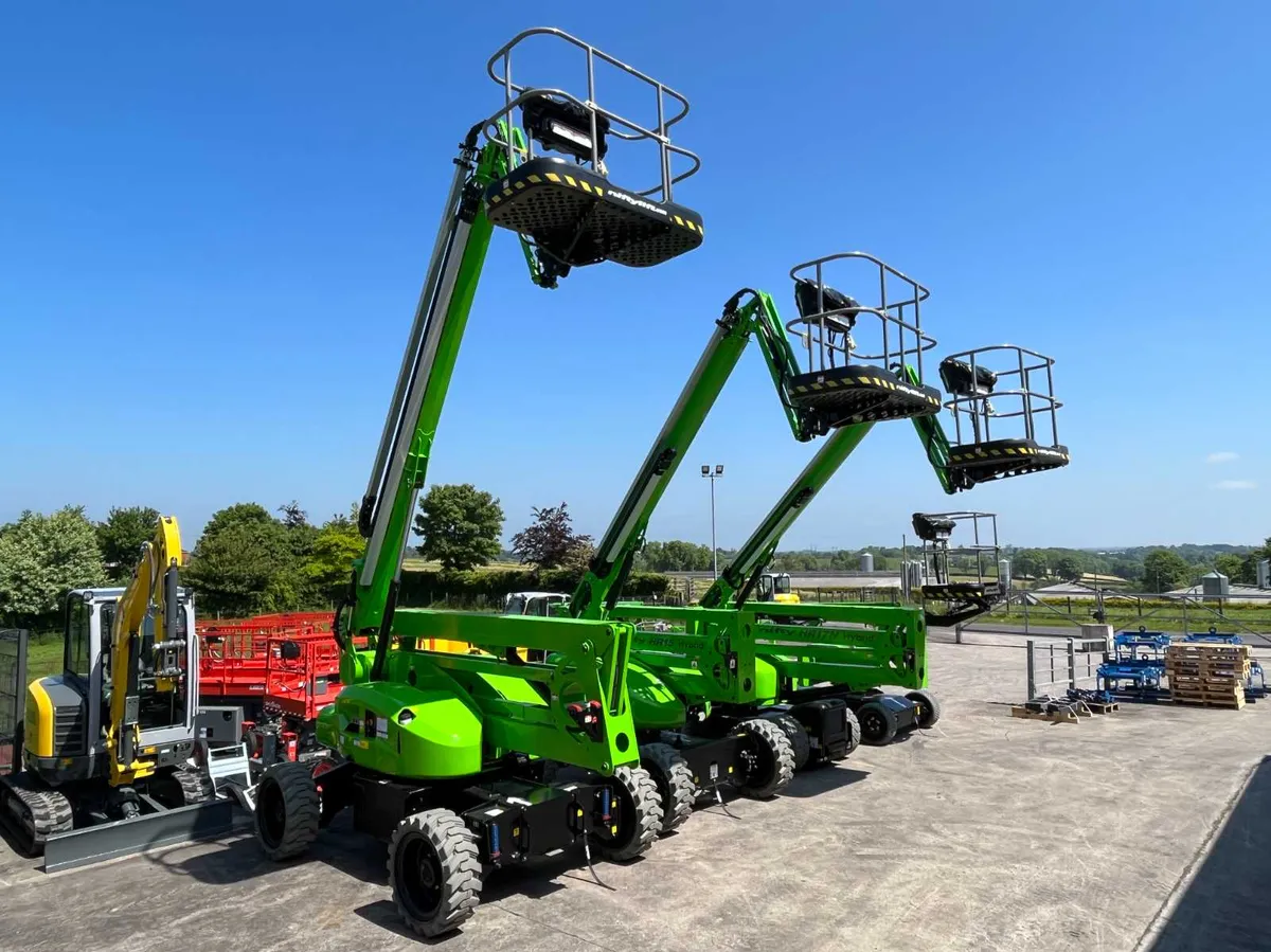 New Niftylift booms in stock - Image 1