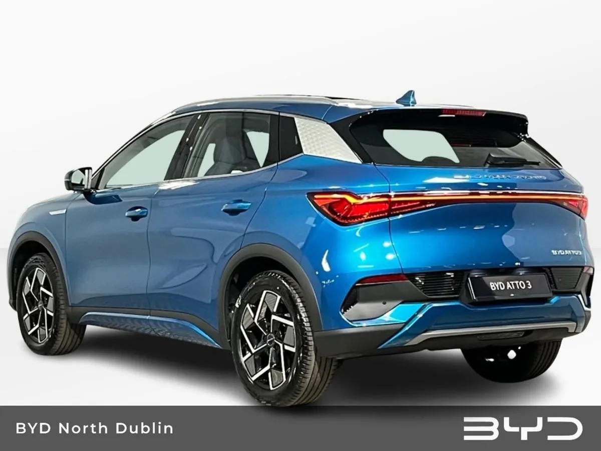 BYD ATTO 3 Design 60kwh 204PS - 18 Inch Alloys - - Image 4