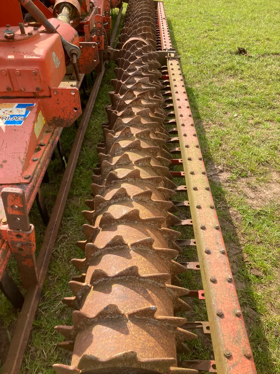 Howard 6 m folding power Harrow - Image 4