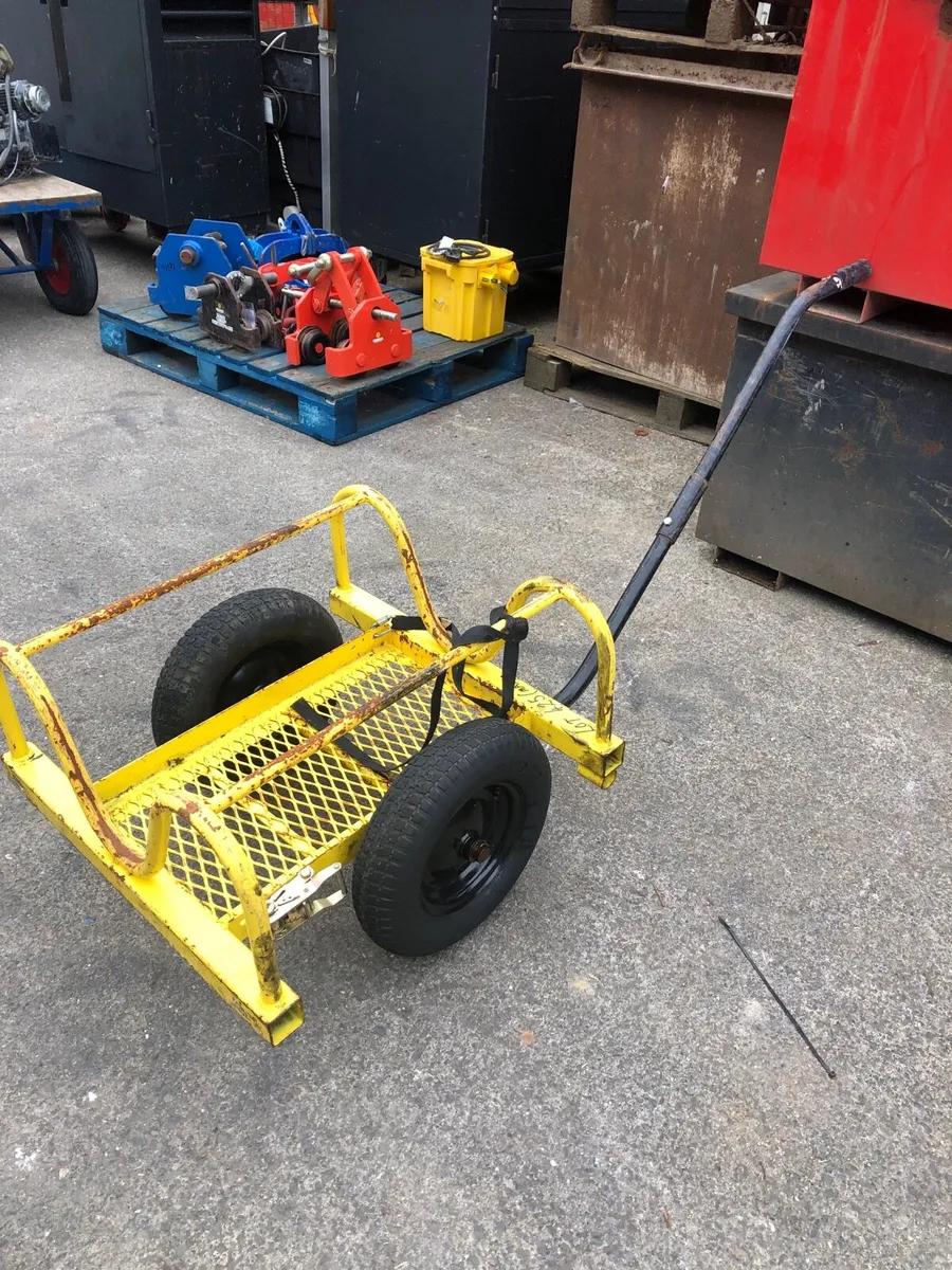 Pipe Fitters Pipe Trolley