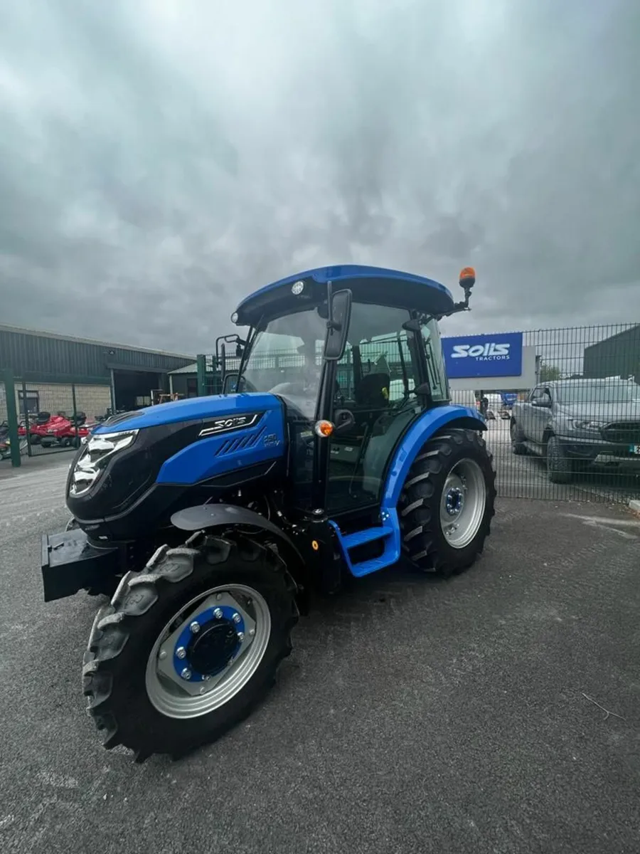 Solis 50 hp tractor with full cab 0% finance avail - Image 2