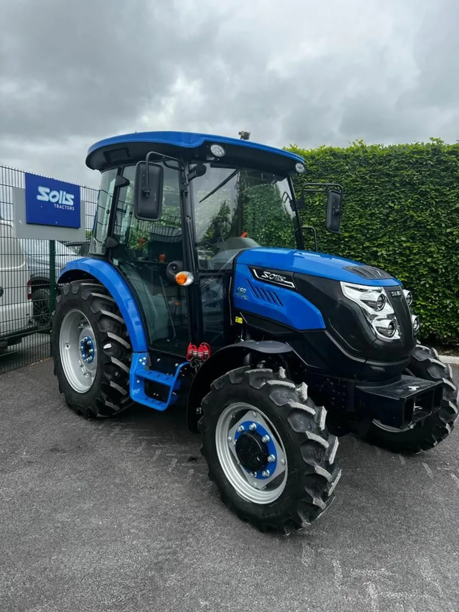 Solis 50 hp tractor with full cab 0% finance avail - Image 4