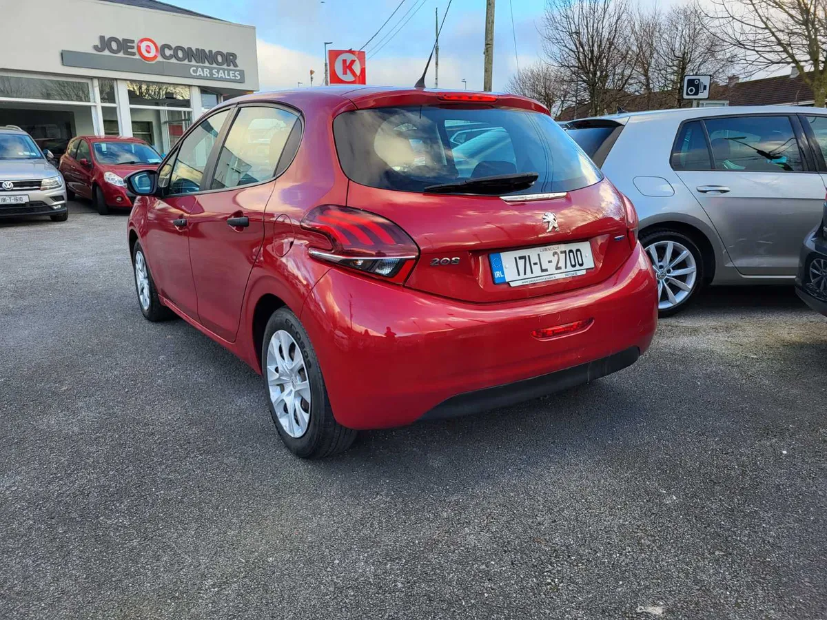 Peugeot 208 5DR 1.2 Petrol - Image 3