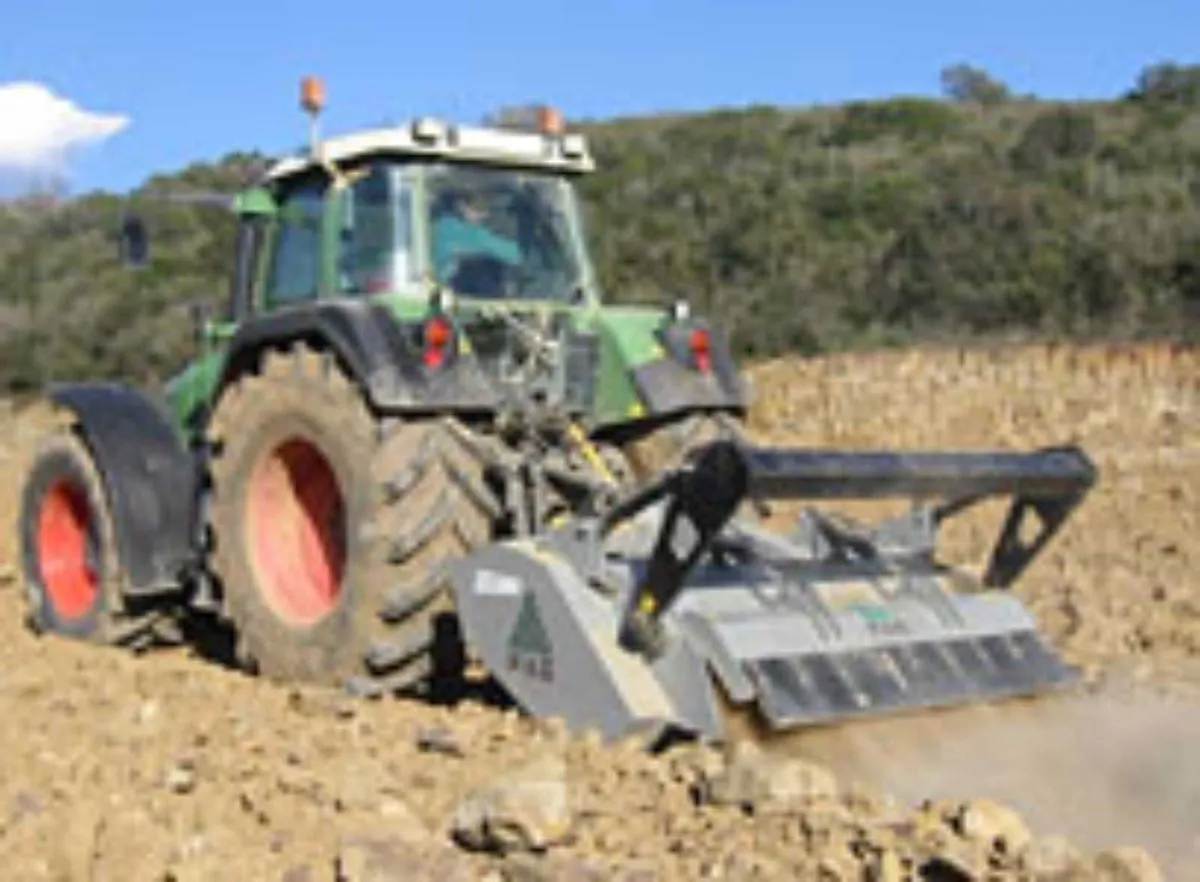 Stone Crusher  Tractor mounted