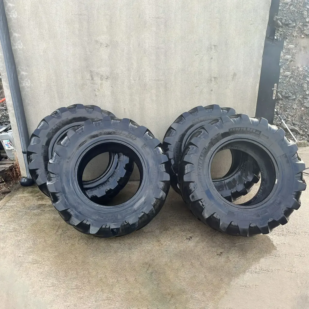 Tractor tyres