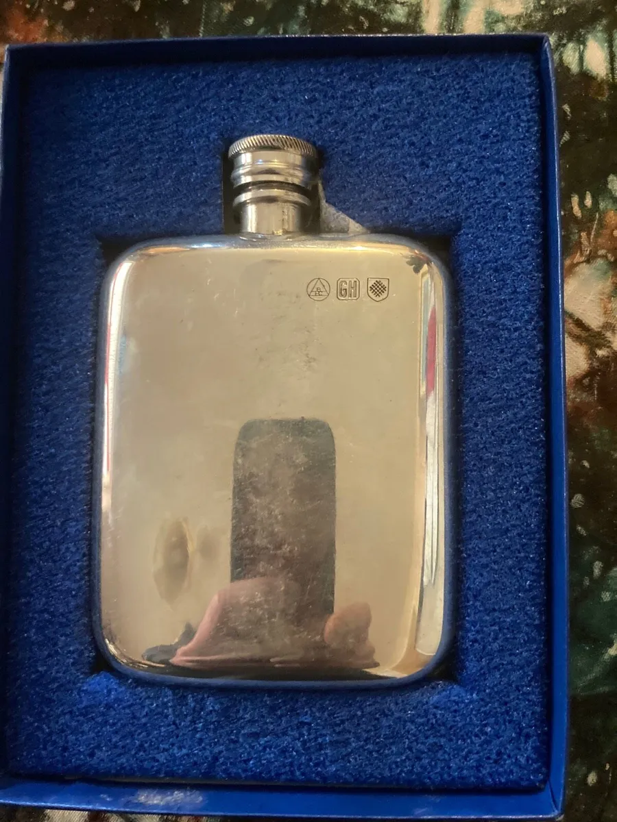 Pewter copper hip flask postage available