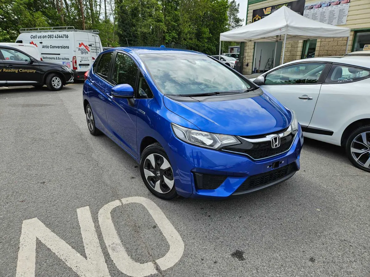 2015/152 Honda Fit Self charging Hybrid